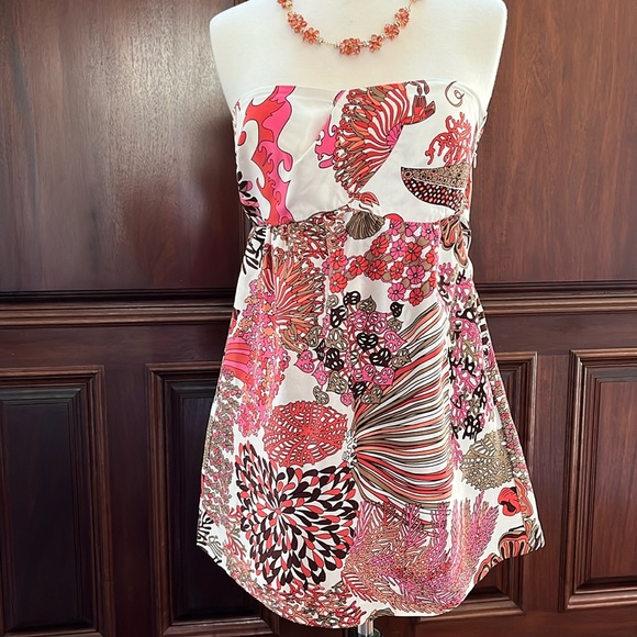 Adorable Strapless Silk Coral Reef print Romper by Tibi - Size 4 - Picture 1 of 11